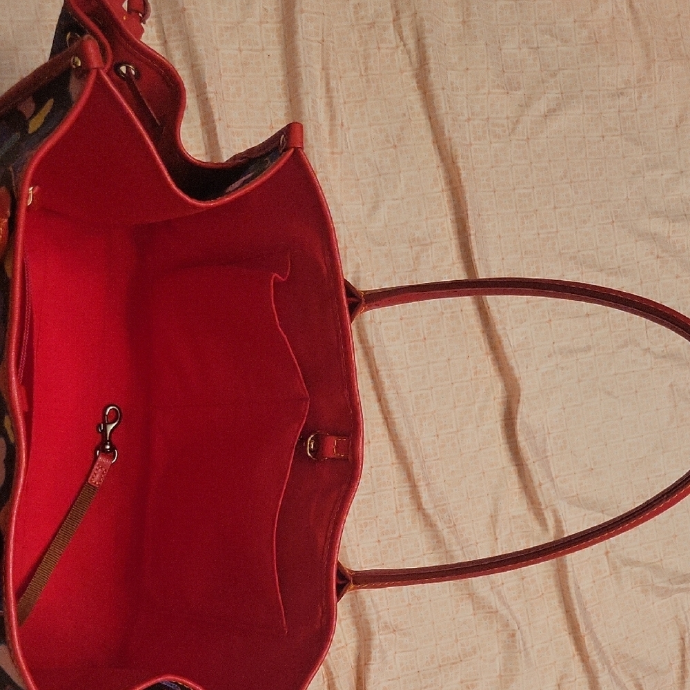 Dooney & Bourke Black Tote with Multicolor Heart Print and Red Trim - Picture 12 of 16